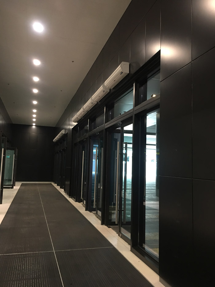 西奧多風(fēng)幕機安裝